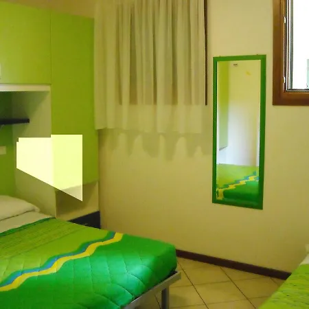 Aparthotel Villaggio Dei Fiori Extra Luxury 4 Stars - Great Family - Petz Friendly - With Hypermarket - Delivery Restaurant-pizzeria - Breakfast With Supplement - Ultra Fast Wi-fi - Parking Adjacent To The - With Mechanical Wor