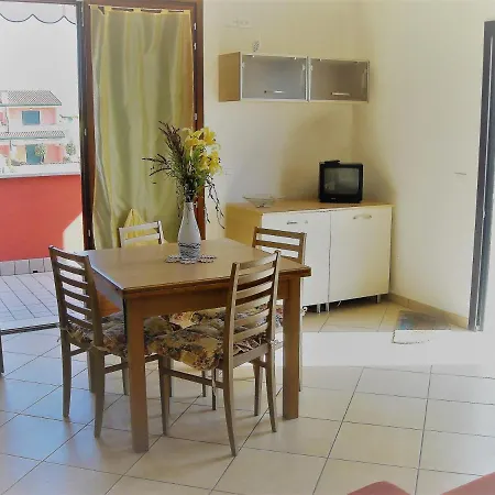 Villaggio Dei Fiori Extra Luxury 4 Stars - Great Family - Petz Friendly - With Hypermarket - Delivery Restaurant-pizzeria - Breakfast With Supplement - Ultra Fast Wi-fi - Parking Adjacent To The - With Mechanical Wor Aparthotel