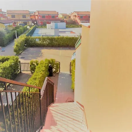 Villaggio Dei Fiori Extra Luxury 4 Stars - Great Family - Petz Friendly - With Hypermarket - Delivery Restaurant-pizzeria - Breakfast With Supplement - Ultra Fast Wi-fi - Parking Adjacent To The - With Mechanical Wor Caorle