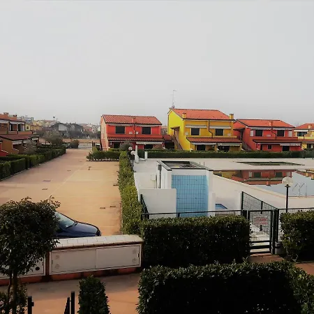 Aqua Marina Family Village 4 S - Daily Tidying - Cocktailsbar- Pet Friendly - With Hypermarket - Delivery Restaurant-pizzeria - Breakfast With Supplement - Ultra Fast Wi-fi - Play Area For Children - Olympic Swimming Pool - Pa Aparthotel 4*