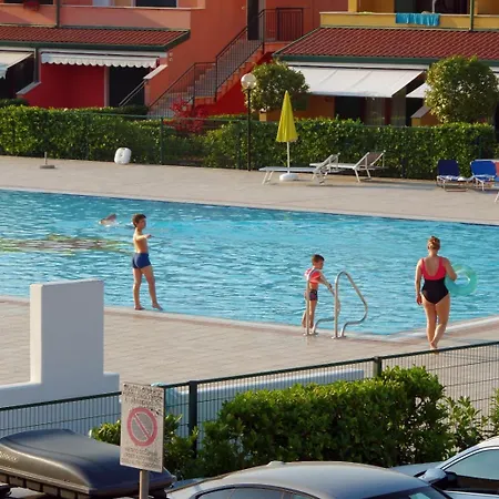 Aparthotel Aqua Marina Olympic Exclusive Family Village 3*
