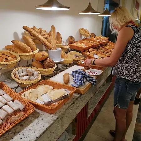 Villaggio Dei Fiori Extra Luxury 4 Stars - Great Family - Petz Friendly - With Hypermarket - Delivery Restaurant-pizzeria - Breakfast With Supplement - Ultra Fast Wi-fi - Parking Adjacent To The - With Mechanical Wor 4*