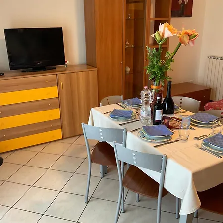 Villaggio Dei Fiori Extra Luxury 4 Stars - Great Family - Petz Friendly - With Hypermarket - Delivery Restaurant-pizzeria - Breakfast With Supplement - Ultra Fast Wi-fi - Parking Adjacent To The - With Mechanical Wor Aparthotel Caorle