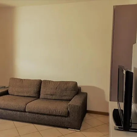 Villaggio Dei Fiori Extra Luxury 4 Stars - Great Family - Petz Friendly - With Hypermarket - Delivery Restaurant-pizzeria - Breakfast With Supplement - Ultra Fast Wi-fi - Parking Adjacent To The - With Mechanical Wor 4* Caorle