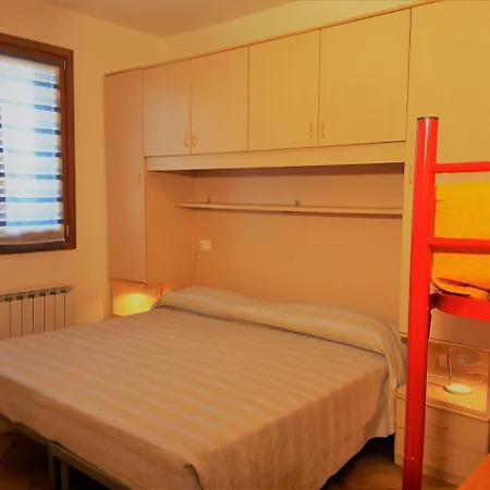 Aparthotel Villaggio Dei Fiori Extra Luxury 4 Stars - Great Family - Petz Friendly - With Hypermarket - Delivery Restaurant-pizzeria - Breakfast With Supplement - Ultra Fast Wi-fi - Parking Adjacent To The - With Mechanical Wor 4*